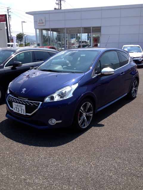 208GTi　到着！